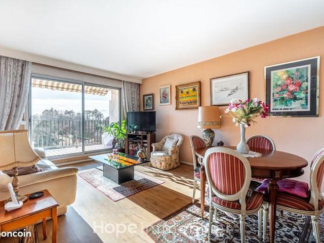 Appartement 3 pièces 82 m²