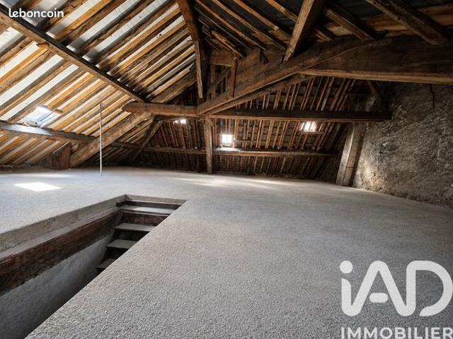Appartement 3 pièces 82 m²