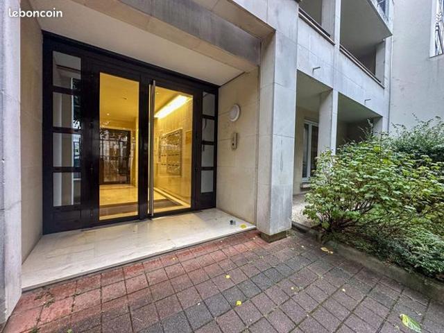 Appartement 3 pièces 82 m²
