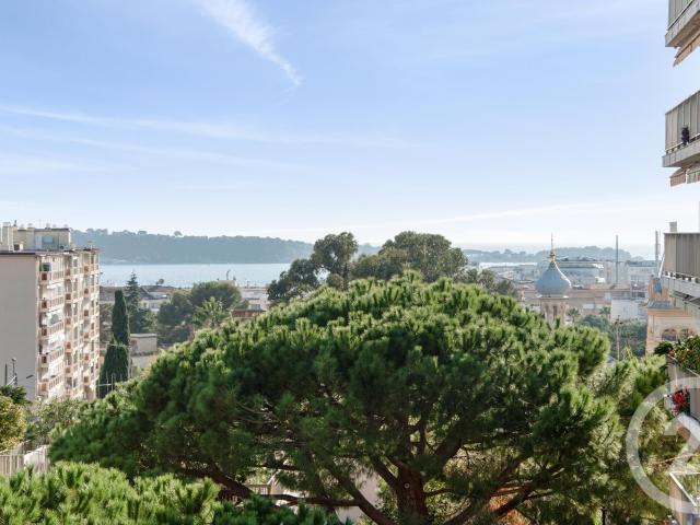 Appartement 3 pièces 82 m²
