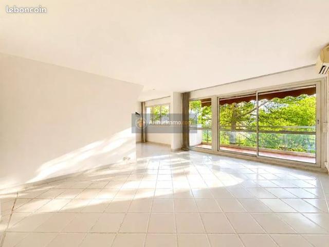 Appartement 3 pièces 82 m²
