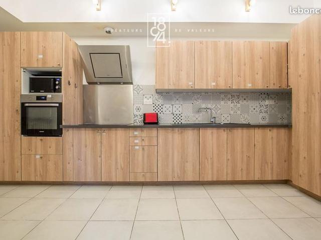 Appartement 3 pièces 82 m²