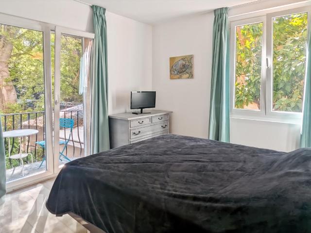 Appartement 3 pièces, 87 m² à louer à Cannes 06400
