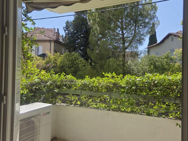 Appartement 3 pièces, 84 m² à louer à Aix en Provence 13090