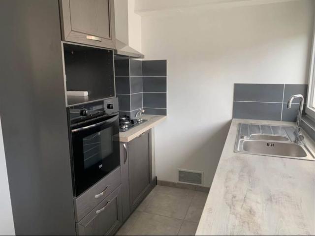 Appartement 3 pièces, 84 m² à louer à Calais 62100
