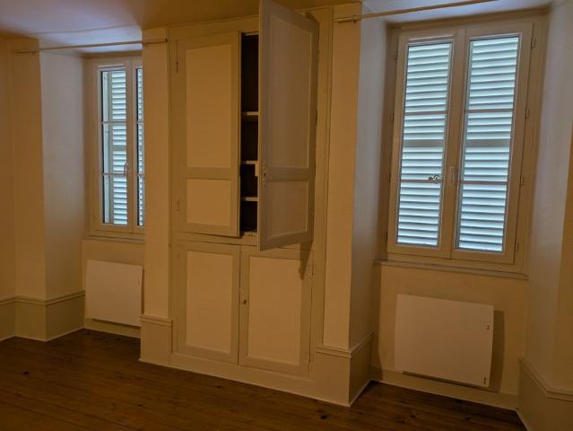 Appartement 3 pièces, 84 m² à louer à Époisses 21460