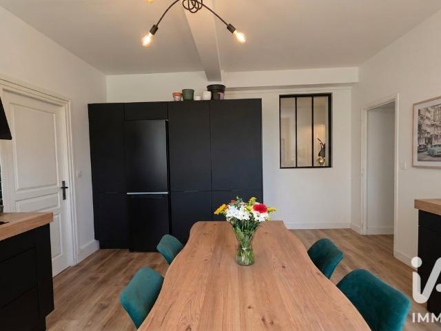 Appartement 3 pièces 84 m²