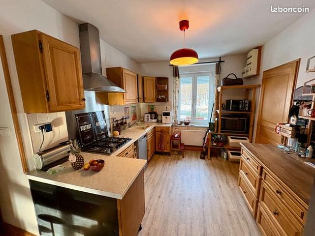 Appartement 3 pièces 84 m²