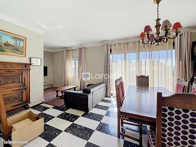 Appartement 3 pièces 84 m²