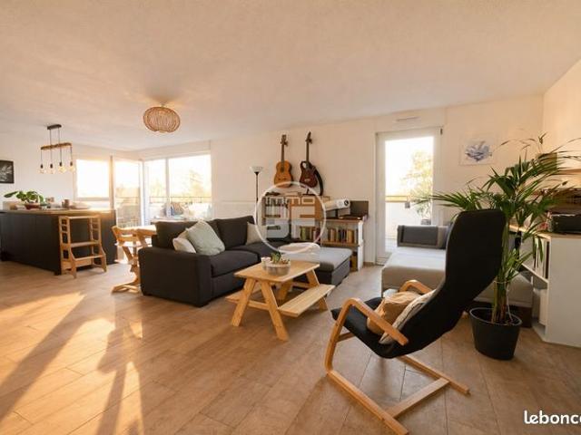Appartement 3 pièces 84 m²