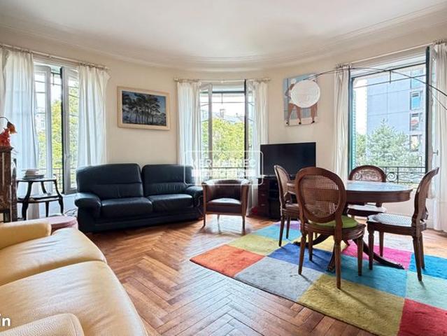 Appartement 3 pièces 84 m²