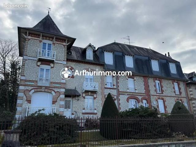 Appartement 3 pièces 84 m²