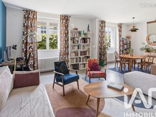 Appartement 3 pièces 84 m²