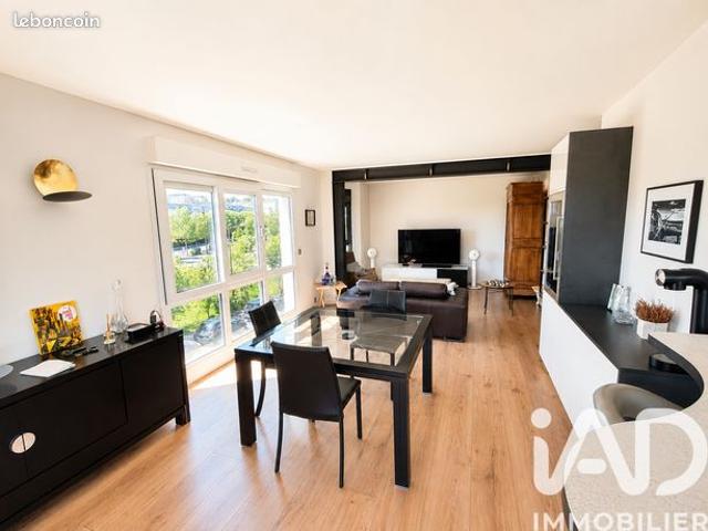 Appartement 3 pièces 84 m²