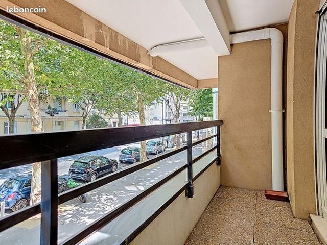 Appartement 3 pièces 84 m²