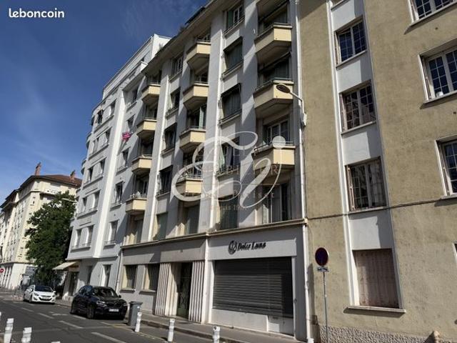 Appartement 3 pièces 84 m²