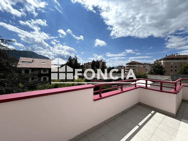 Appartement 3 pièces 84 m²