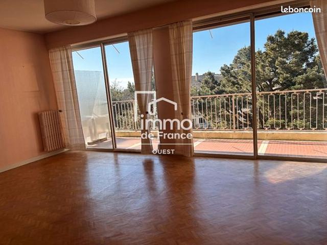 Appartement 3 pièces 84 m²