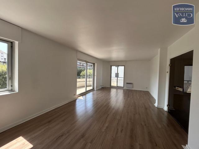 Appartement 3 pièces 84 m²