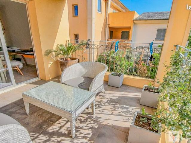 Appartement 3 pièces 84 m²