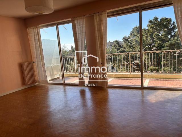 Appartement 3 pièces 84 m²