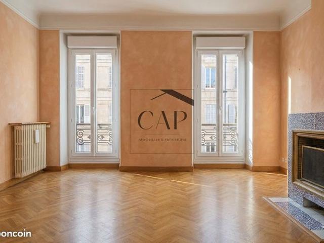 Appartement 3 pièces 84 m²