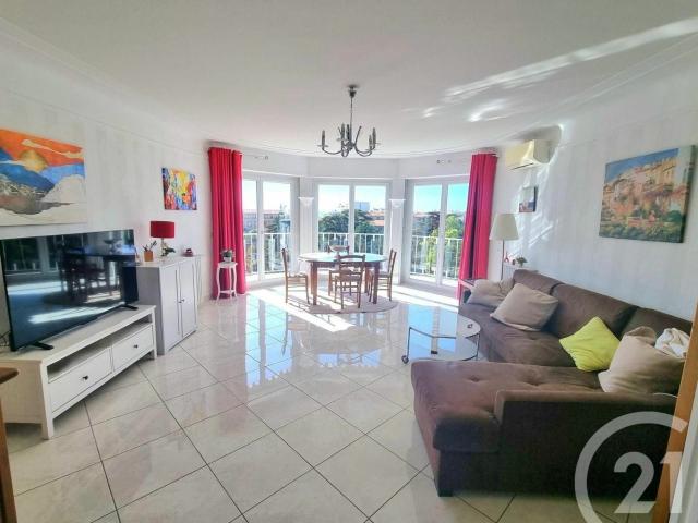 Appartement 3 pièces 84 m²