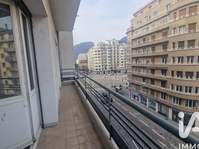Appartement 3 pièces, 86 m² à louer à Grenoble 38100