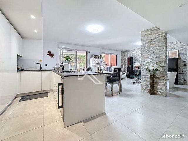 Appartement 3 pièces 86 m²