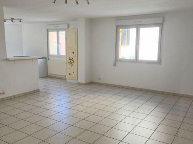 Appartement 3 pièces, 89 m² à louer à Valentigney 25700