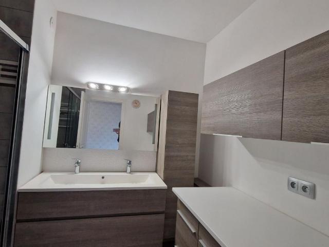 Appartement 3 pièces, 93 m² à louer à Annecy 74940