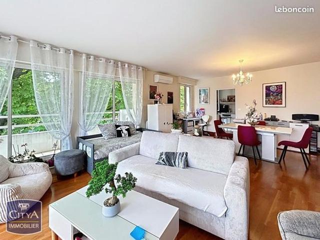 Appartement 3 pièces 93 m²
