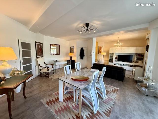 Appartement 3 pièces 93 m²