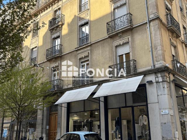 Appartement 3 pièces 93 m²