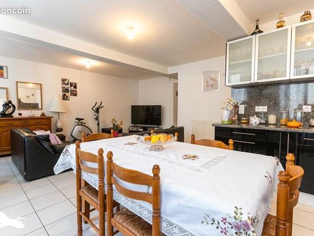 Appartement 3 pièces 93 m²