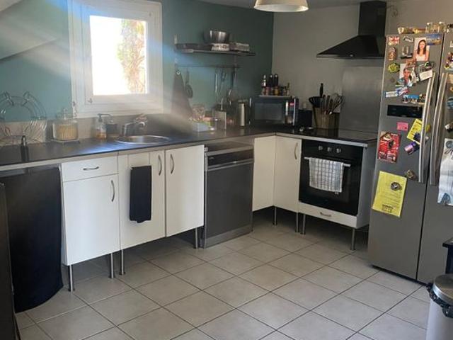 Appartement 3 pièces, 90 m² à louer à Courthézon 84350