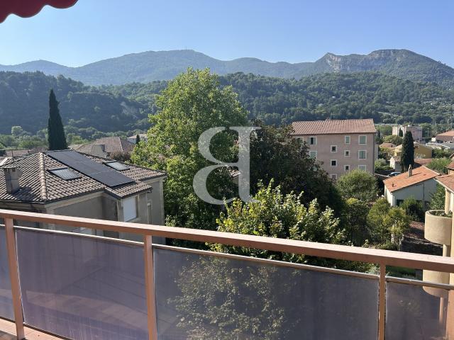 Appartement 4 pièces 90 m²
