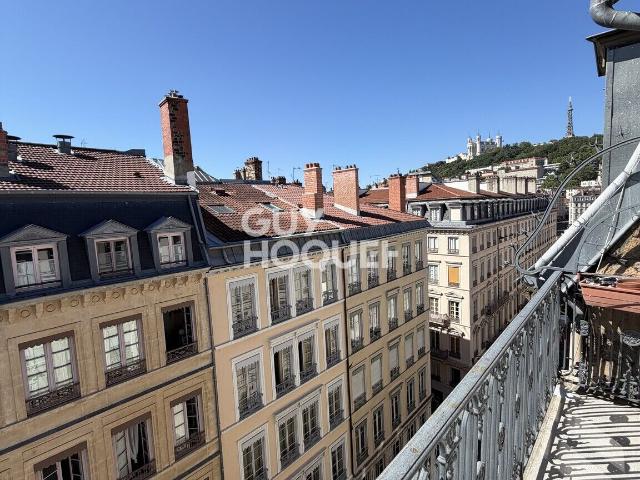Appartement 3 pièces, 91 m² à louer à Lyon 1 69001
