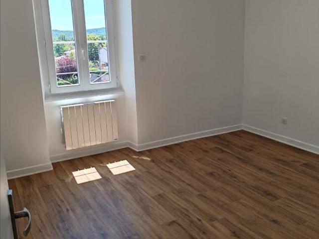 Appartement 3 pièces, 95 m² à louer à Mozac 63200