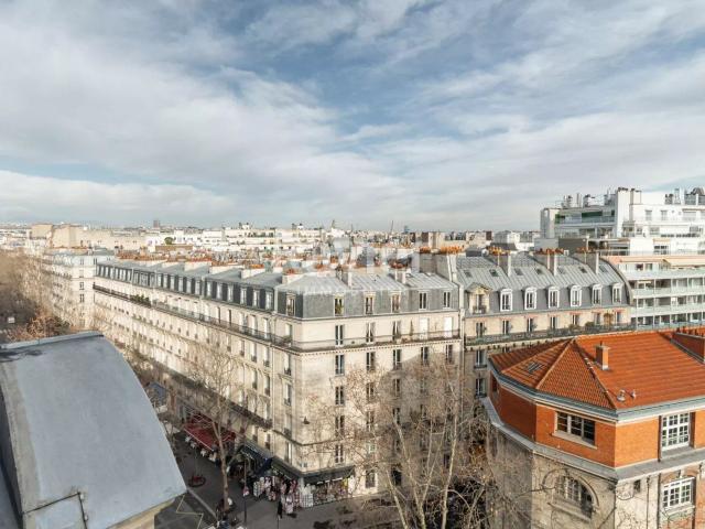 Appartement 3 pièces, 92 m² à louer à Paris 7 75007