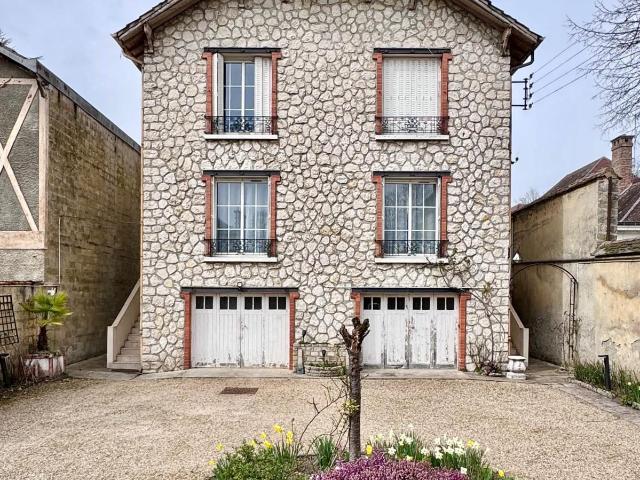 Appartement 2 pièces 90 m²