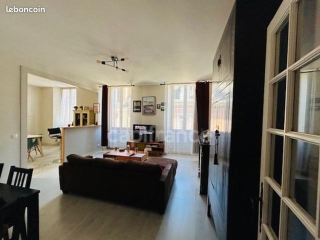 Appartement 3 pièces 97 m²