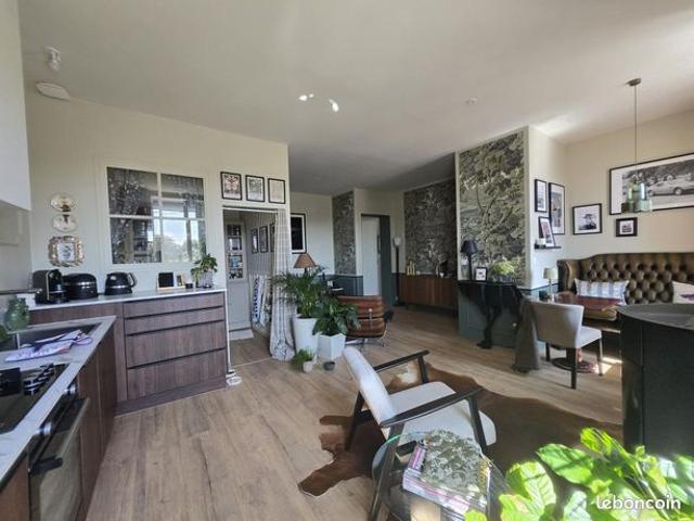 Appartement 3 pièces 94 m²