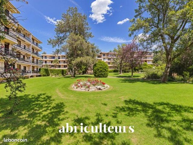 Appartement 3 pièces 94 m²