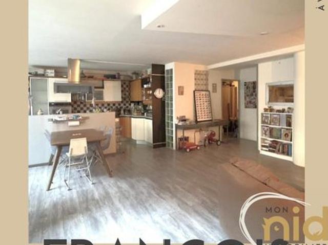 Appartement 3 pièces 94 m²