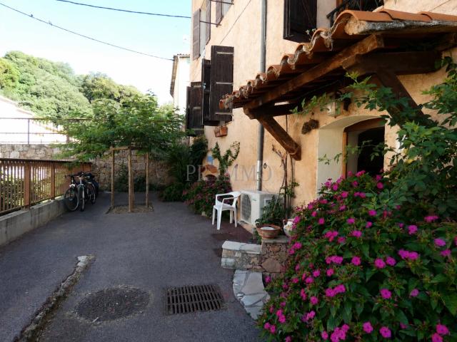 Appartement 3 pièces 94 m²