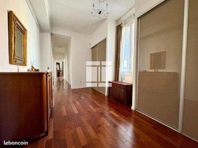 Appartement 3 pièces 94 m²