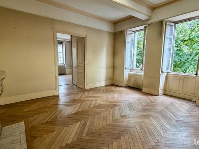 Appartement 3 pièces 94 m²