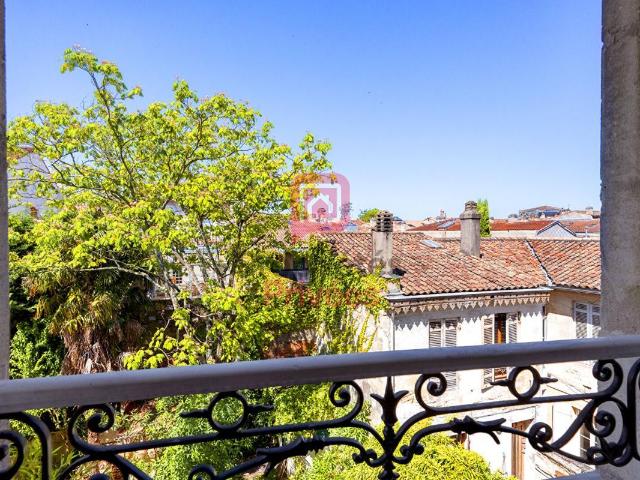 Appartement 3 pièces 94 m²