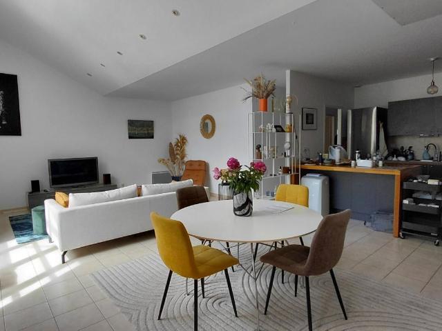 Appartement 3 pièces 94 m²